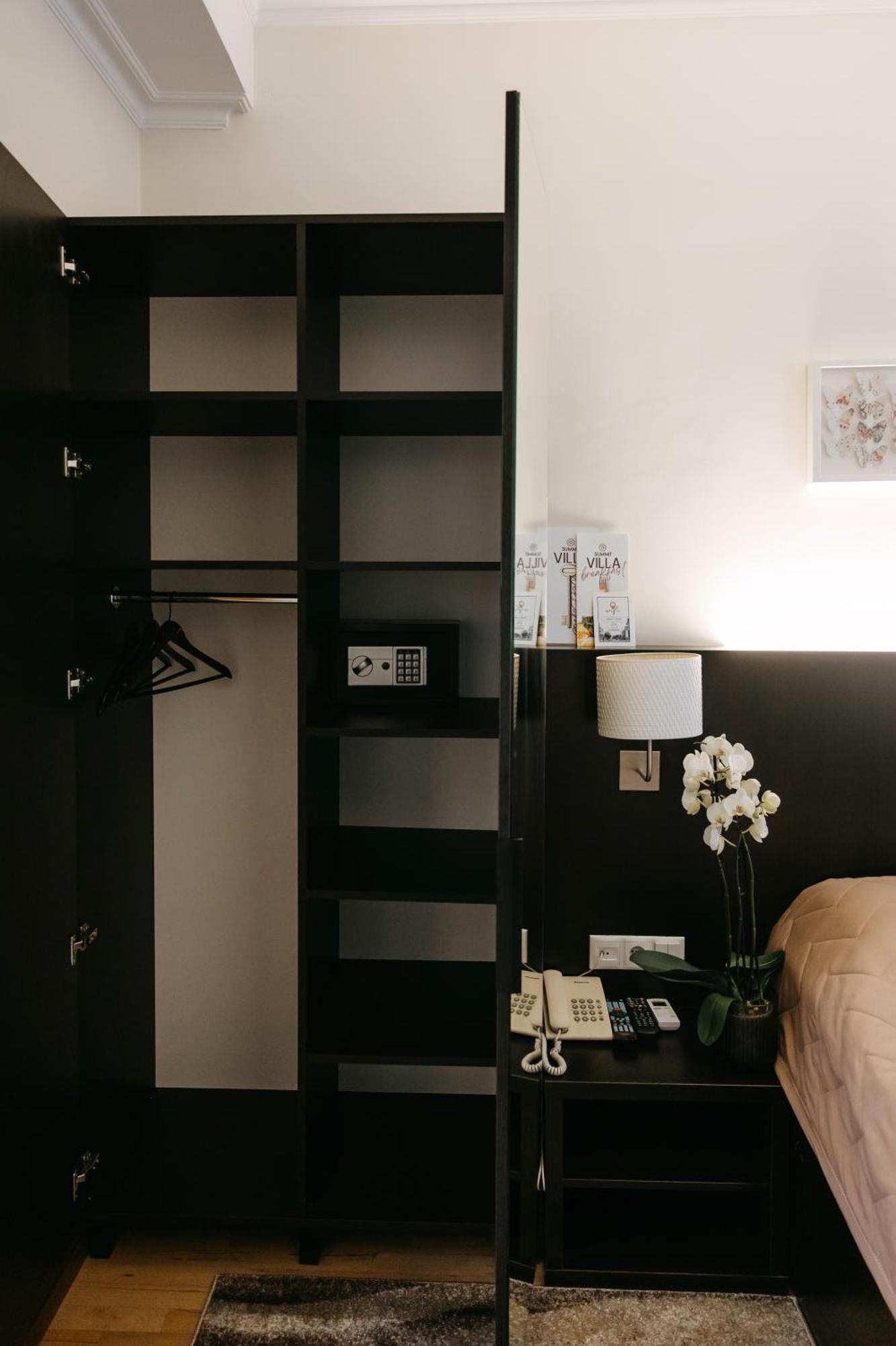 Summit Villa 키시나우 외부 사진