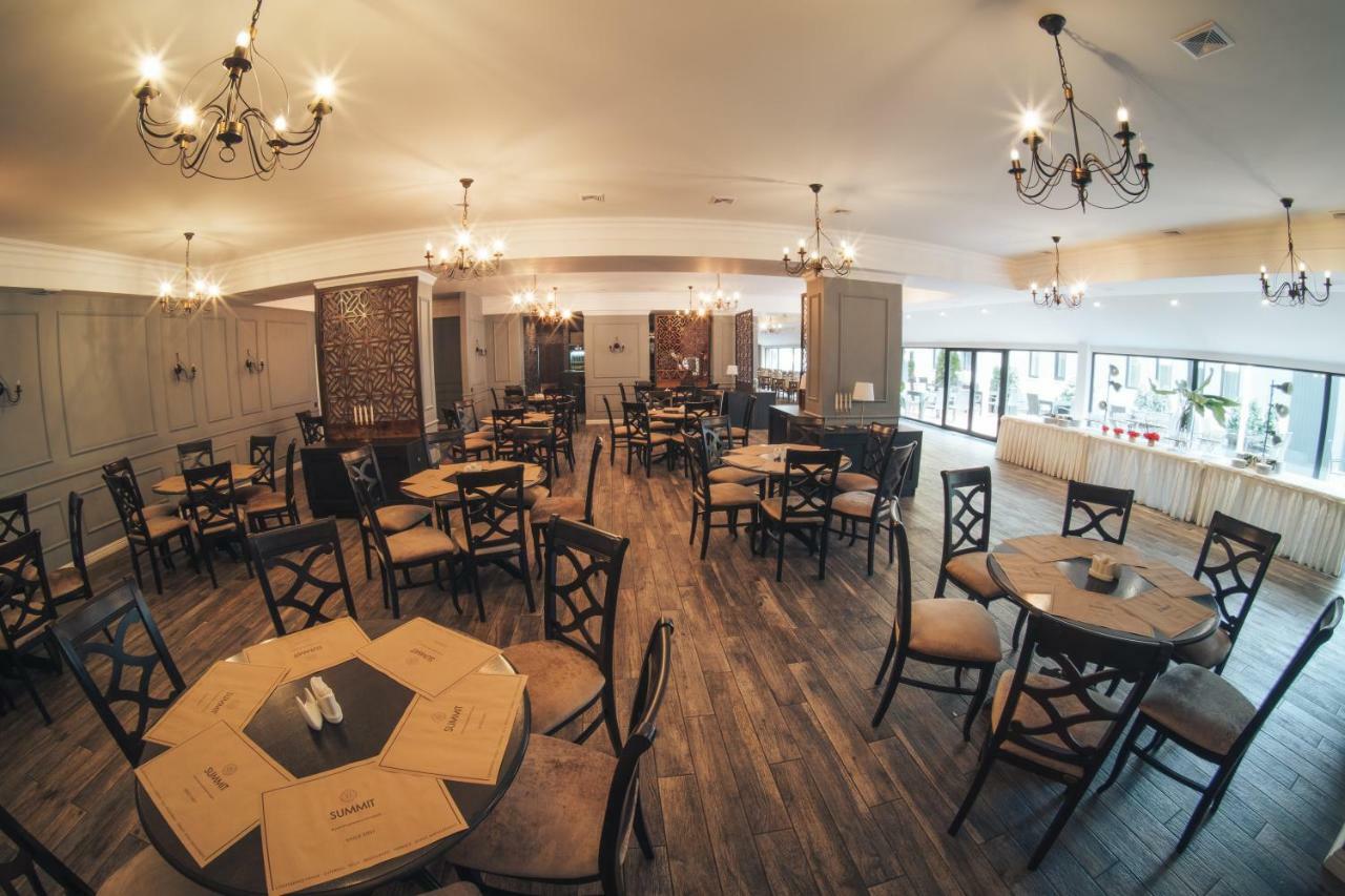 Summit Villa 키시나우 외부 사진